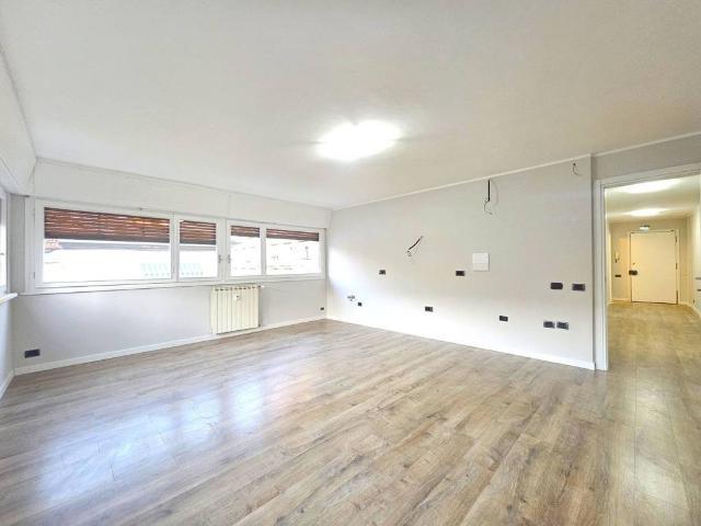 Appartamento in vendita a Firenze FI
