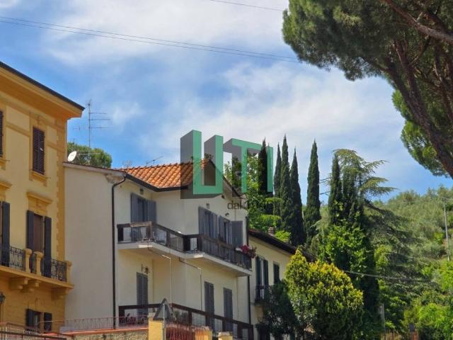 Appartamento in vendita a Firenze FI