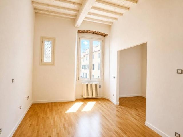 Appartamento in vendita a Firenze FI