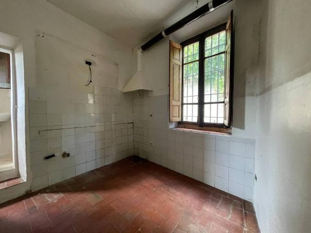 Appartamento in vendita a Firenze FI