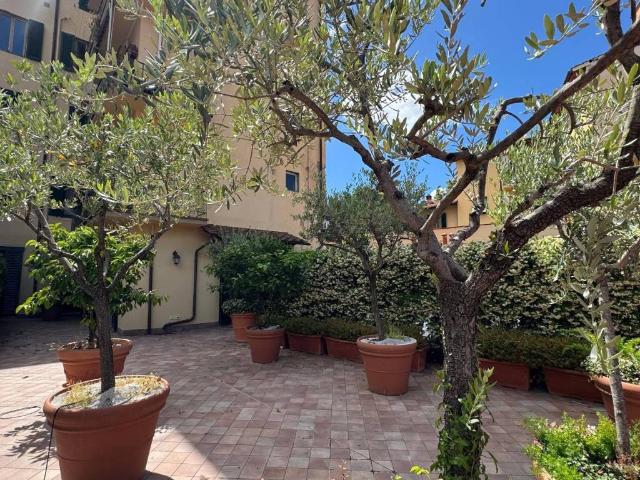 Appartamento in vendita a Firenze FI