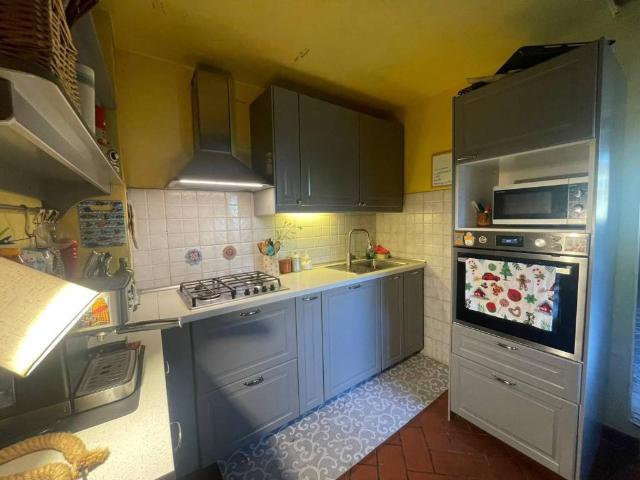 Appartamento in vendita a Firenze FI