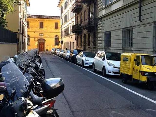 Appartamento in vendita a Firenze FI
