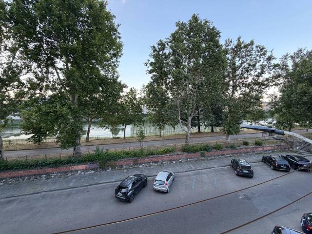Appartamento in vendita a Firenze FI