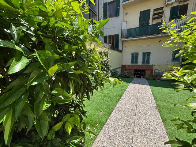 Appartamento in vendita a Firenze FI