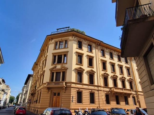 Appartamento in vendita a Firenze FI