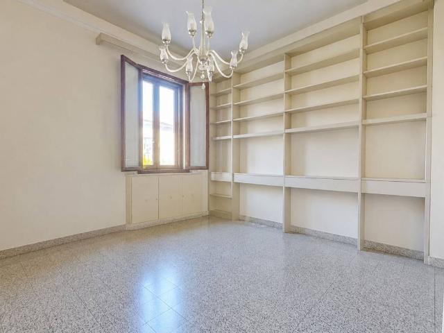 Appartamento in vendita a Firenze FI