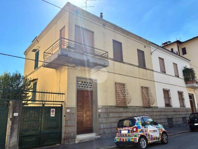 Appartamento in vendita a Firenze FI