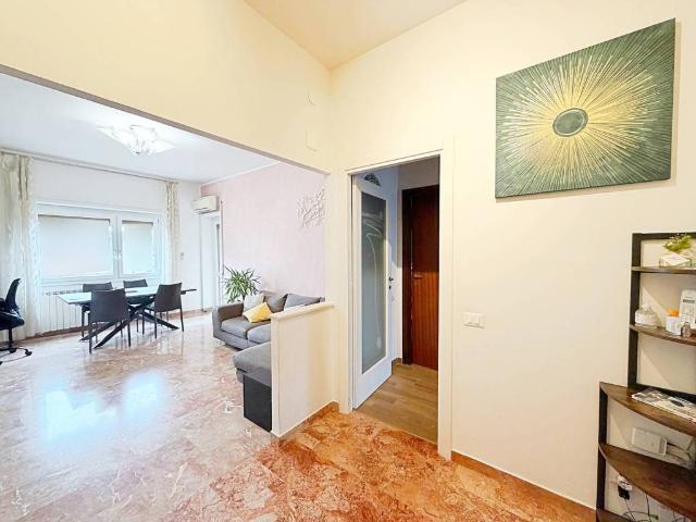 Appartamento in vendita a Firenze FI