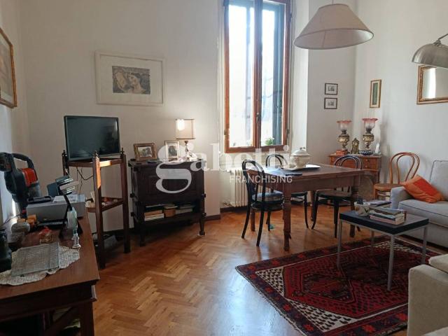 Appartamento in vendita a Firenze FI
