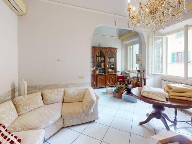 Appartamento in vendita a Firenze FI