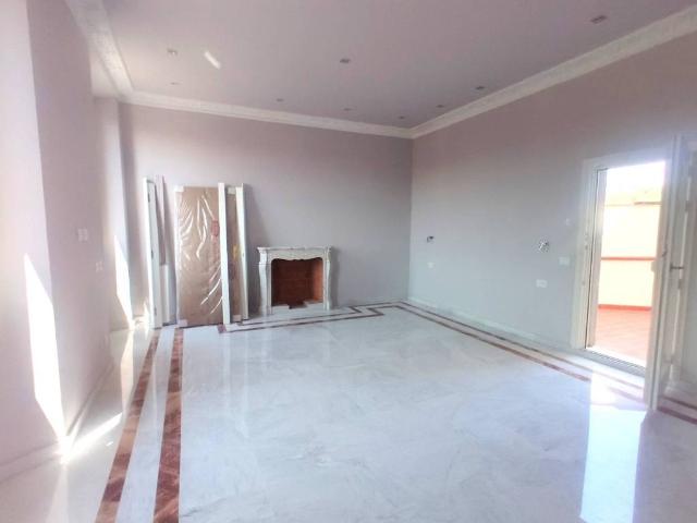 Appartamento in vendita a Firenze FI