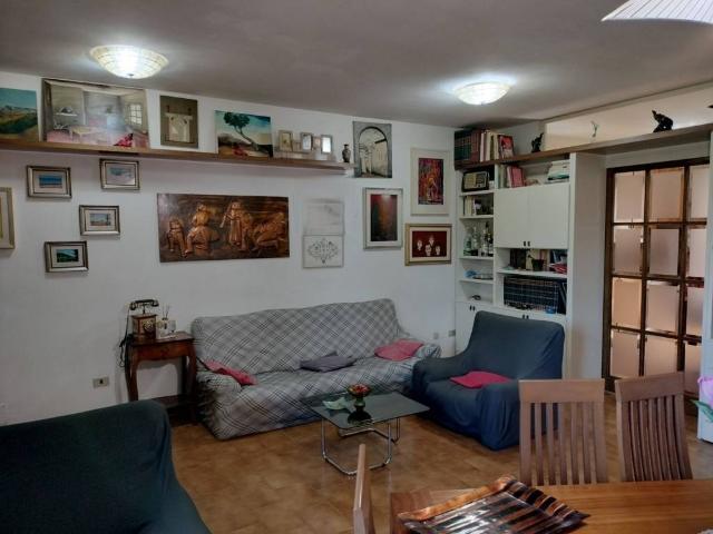 Appartamento in vendita a Firenze FI