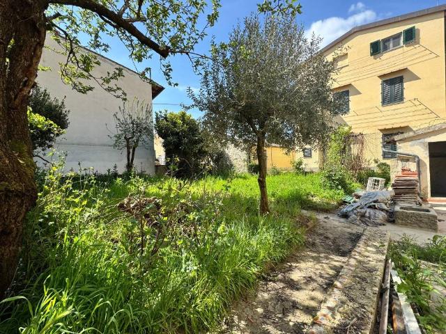Appartamento in vendita a Firenze FI