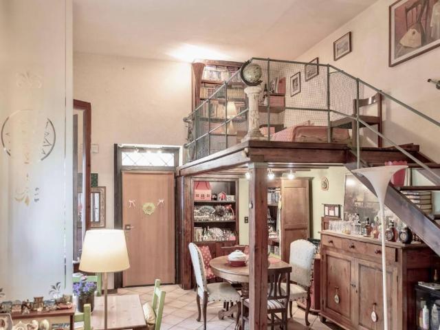 Appartamento in vendita a Firenze FI