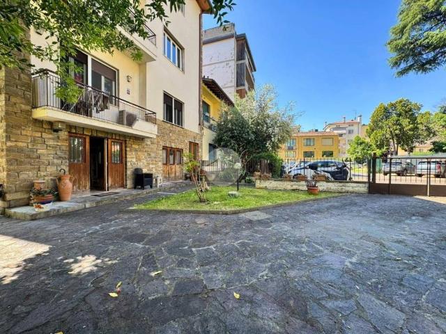 Appartamento in vendita a Firenze FI