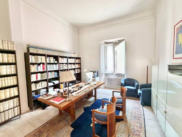 Appartamento in vendita a Firenze FI