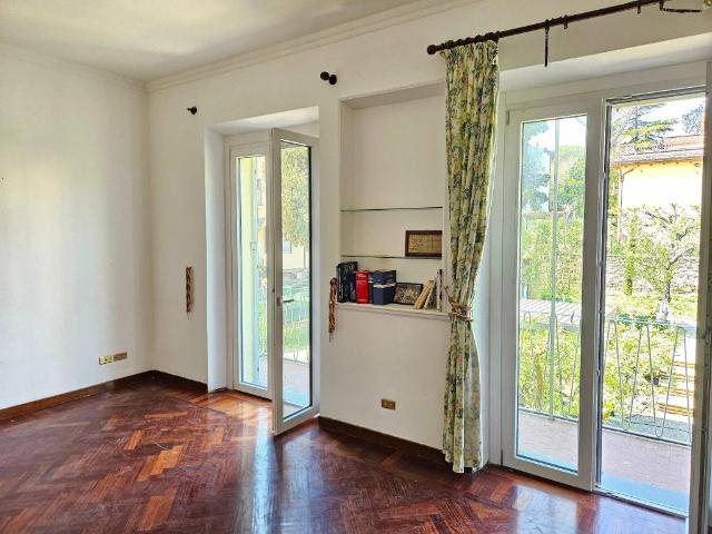 Appartamento in vendita a Firenze FI