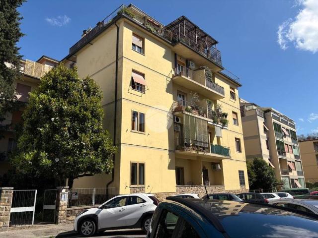 Appartamento in vendita a Firenze FI