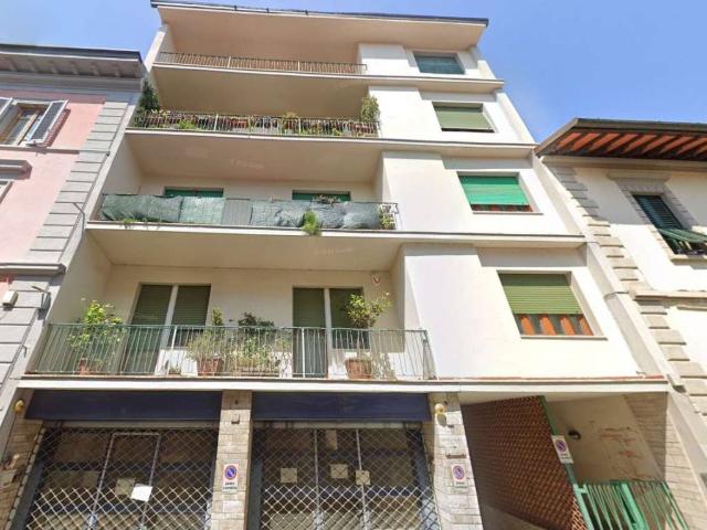 Appartamento in vendita a Firenze FI