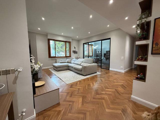Appartamento in vendita a Firenze FI