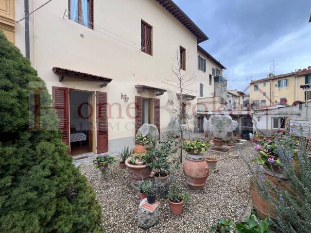 Appartamento in vendita a Firenze FI