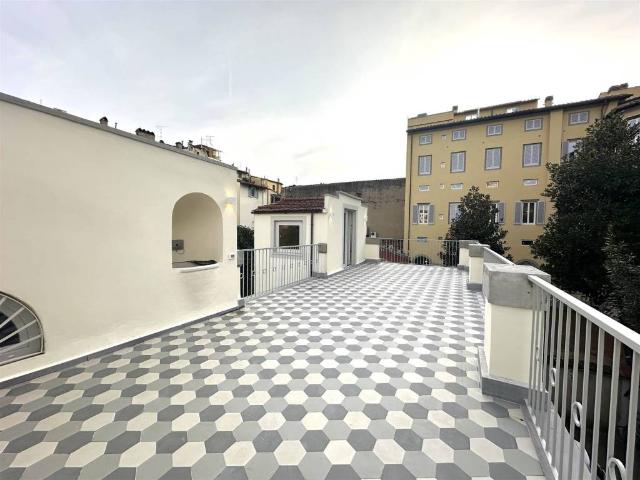 Appartamento in vendita a Firenze FI