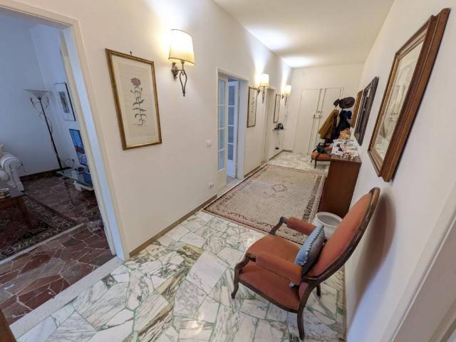 Appartamento in vendita a Firenze FI