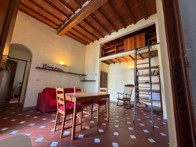 Appartamento in vendita a Firenze FI