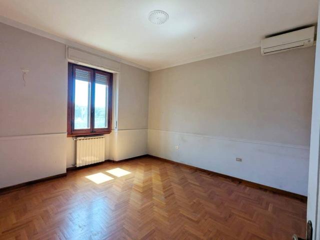 Appartamento in vendita a Firenze FI