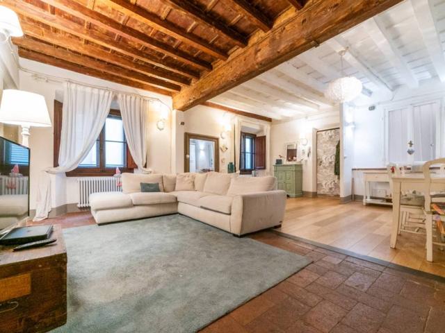 Appartamento in vendita a Firenze FI