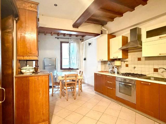 Appartamento in vendita a Firenze FI