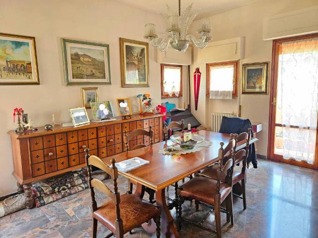 Appartamento in vendita a Firenze FI