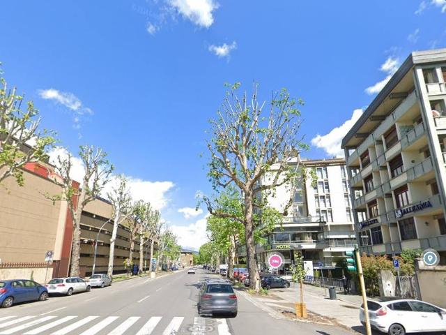 Appartamento in vendita a Firenze FI