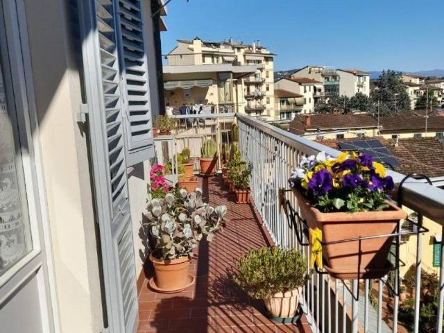 Appartamento in vendita a Firenze FI