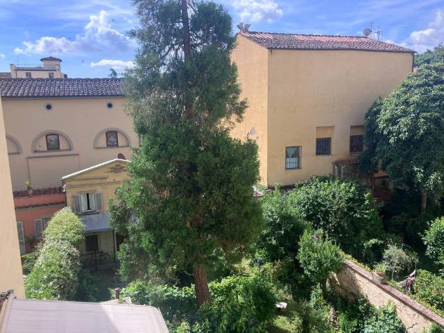 Appartamento in vendita a Firenze FI