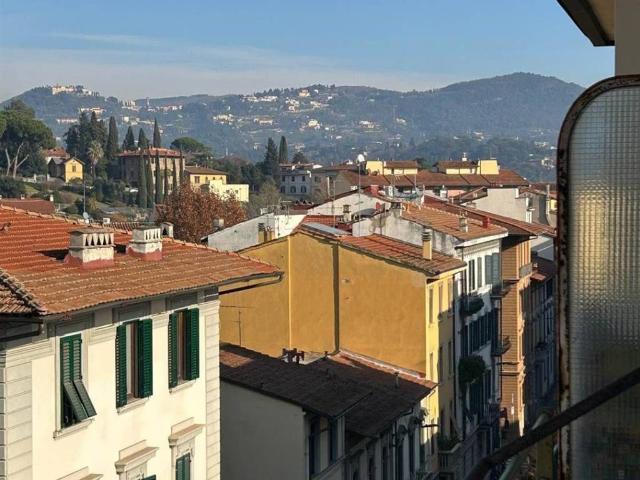 Appartamento in vendita a Firenze FI