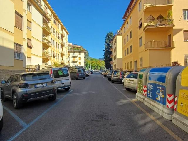 Appartamento in vendita a Firenze FI