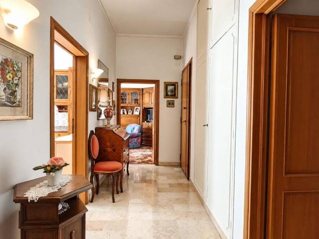 Appartamento in vendita a Firenze FI