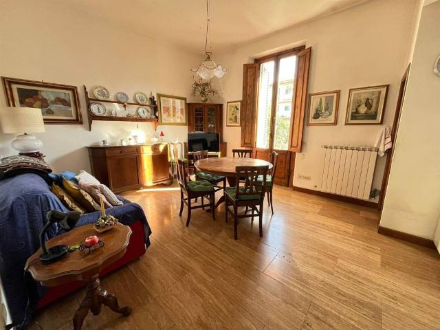 Appartamento in vendita a Firenze FI