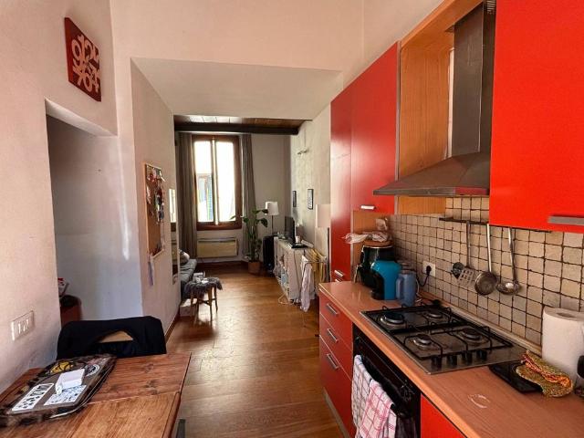 Appartamento in vendita a Firenze FI