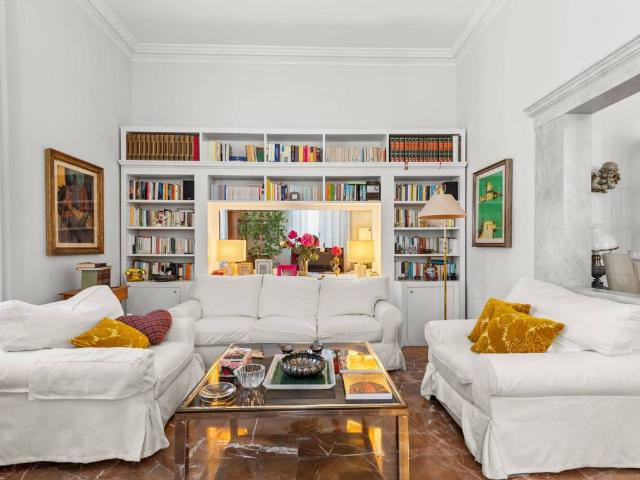 Appartamento in vendita a Firenze FI