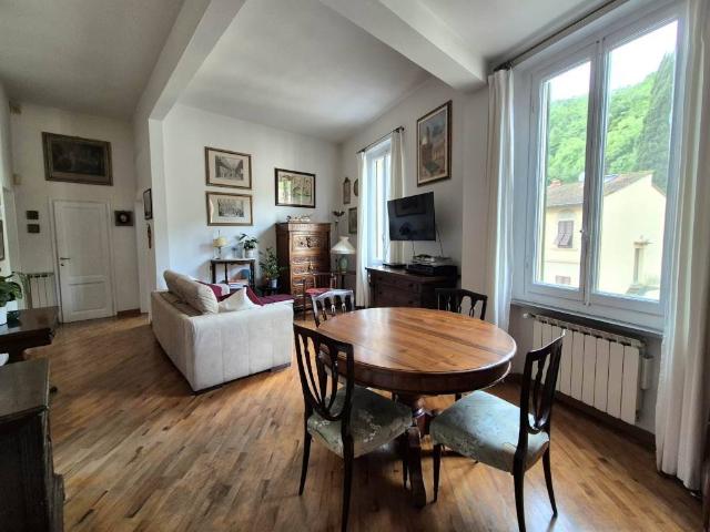 Appartamento in vendita a Firenze FI