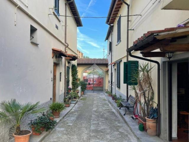 Appartamento in vendita a Firenze FI
