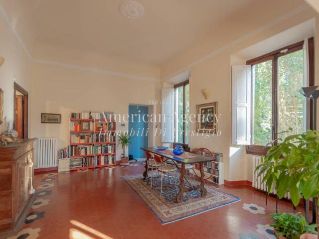 Appartamento in vendita a Firenze FI