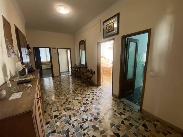 Appartamento in vendita a Firenze FI