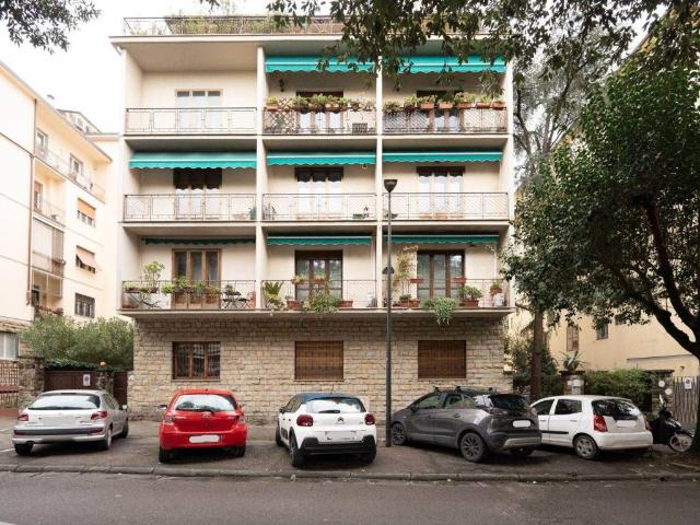 Appartamento in vendita a Firenze FI