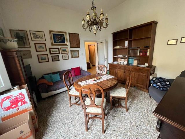 Appartamento in vendita a Firenze FI