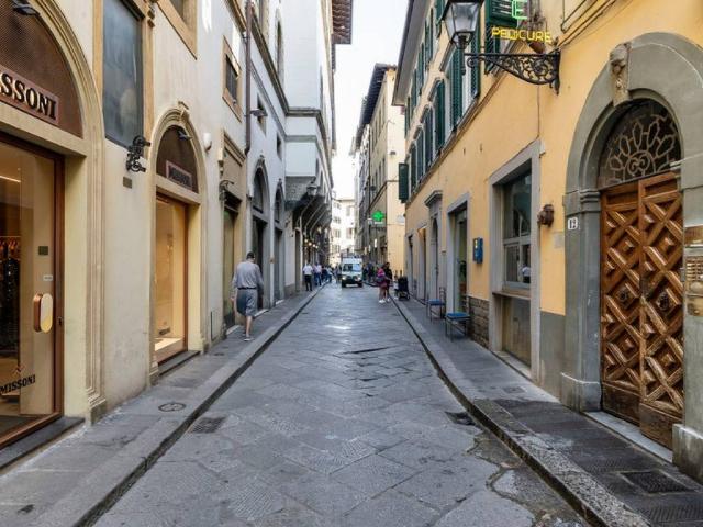 Appartamento in vendita a Firenze FI