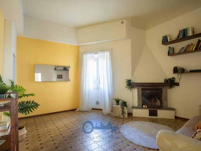 Appartamento in vendita a Firenze FI